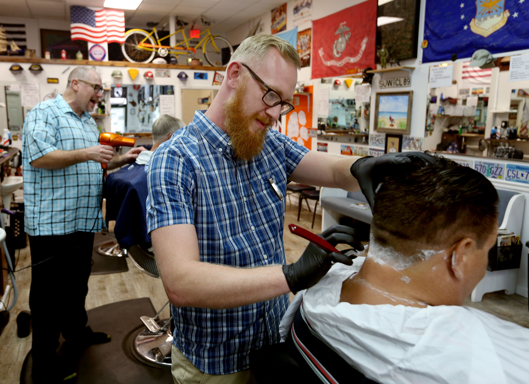 Scott Yates barber.jpg